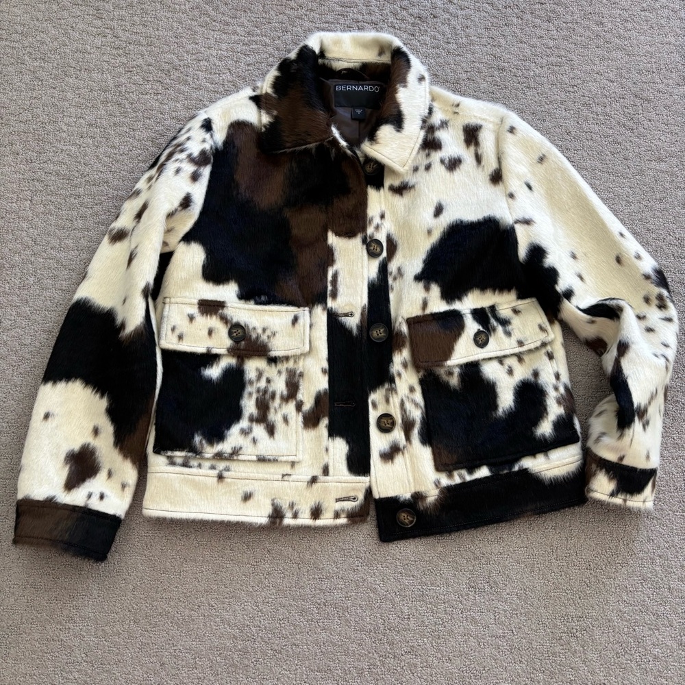 NWOT Bernardo Dakota Cow Print Jacket - Size S